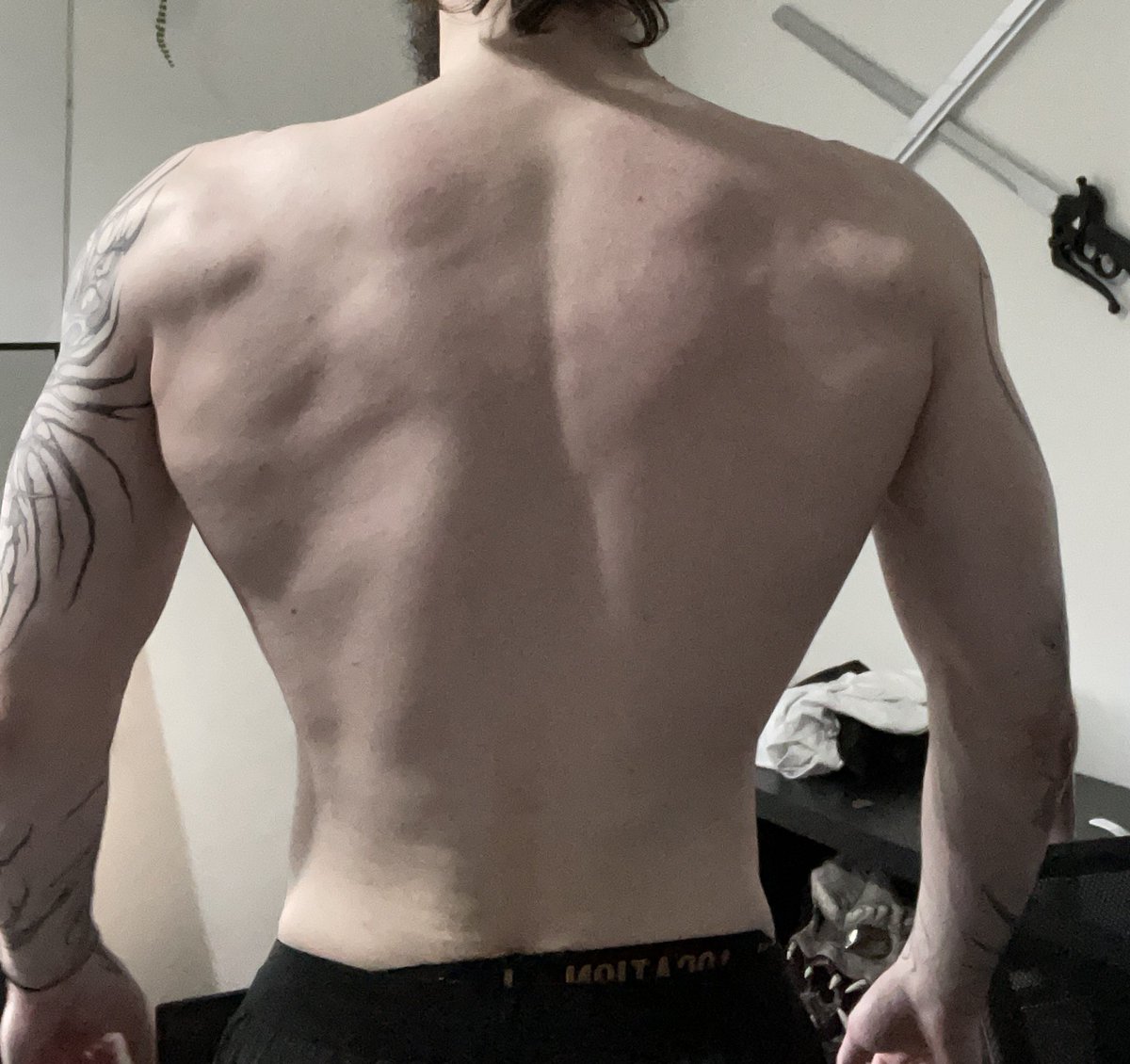 This was a super quick photo but back update? I think I’m getting on okay?