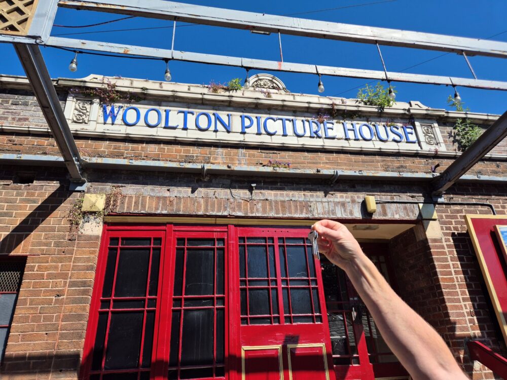 New Woolton Picture House team is asking people to share ideas and help decide its future

👉theguideliverpool.com/new-woolton-pi…