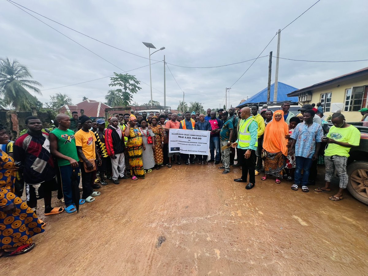 Ministry of Planning and Economic Development (@moped2025) on Twitter photo Deputy Minister Dr. Titus-Williams, <a href="/moped2025/">Ministry of Planning and Economic Development</a>, officiated the crop compensation payment of NLe 2,213,540.00 by Eldorado Mining to Karleh landowners, Sogbeni Chiefdom, Bonthe—under the National Dev Induced Resettlement Programme. Process witnessed by stakeholders and MDAs. #NDIRP Deputy Minister Dr. Titus-Williams, <a href="/moped2025/">Ministry of Planning and Economic Development</a>, officiated the crop compensation payment of NLe 2,213,540.00 by Eldorado Mining to Karleh landowners, Sogbeni Chiefdom, Bonthe—under the National Dev Induced Resettlement Programme. Process witnessed by stakeholders and MDAs. #NDIRP
