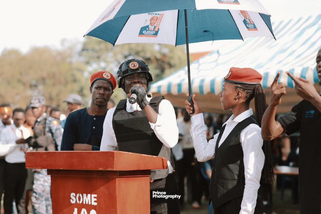 He fulfilled what he promised the students of Kyambogo university on the day students trusted him with their mandate, He is a students hero, A threat to <a href="/kyambogou/">KYAMBOGO UNIVERSITY</a> Management because he had the power of the people.

His name is <a href="/AkisoBenjamin/">Akiso Benjamin Oppressed🇺🇬</a> 

#Justice4Akiso