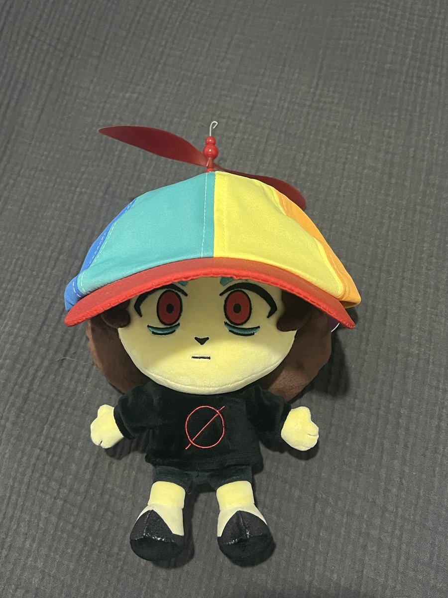 look at how whimsical she is!!! :3