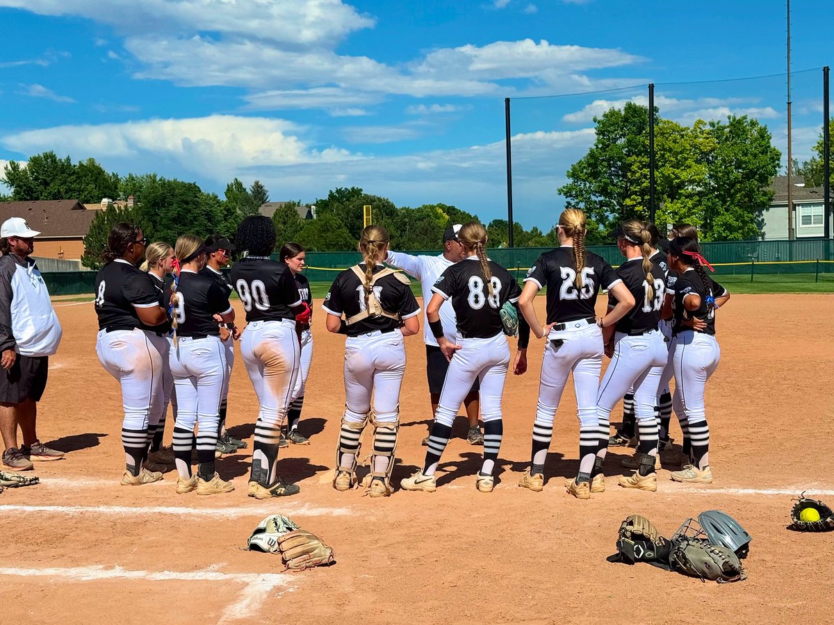 Bracket kicks off today! Time to show up and show out the way we know we can! #FamilyWeAre #athleticsmercadotexas