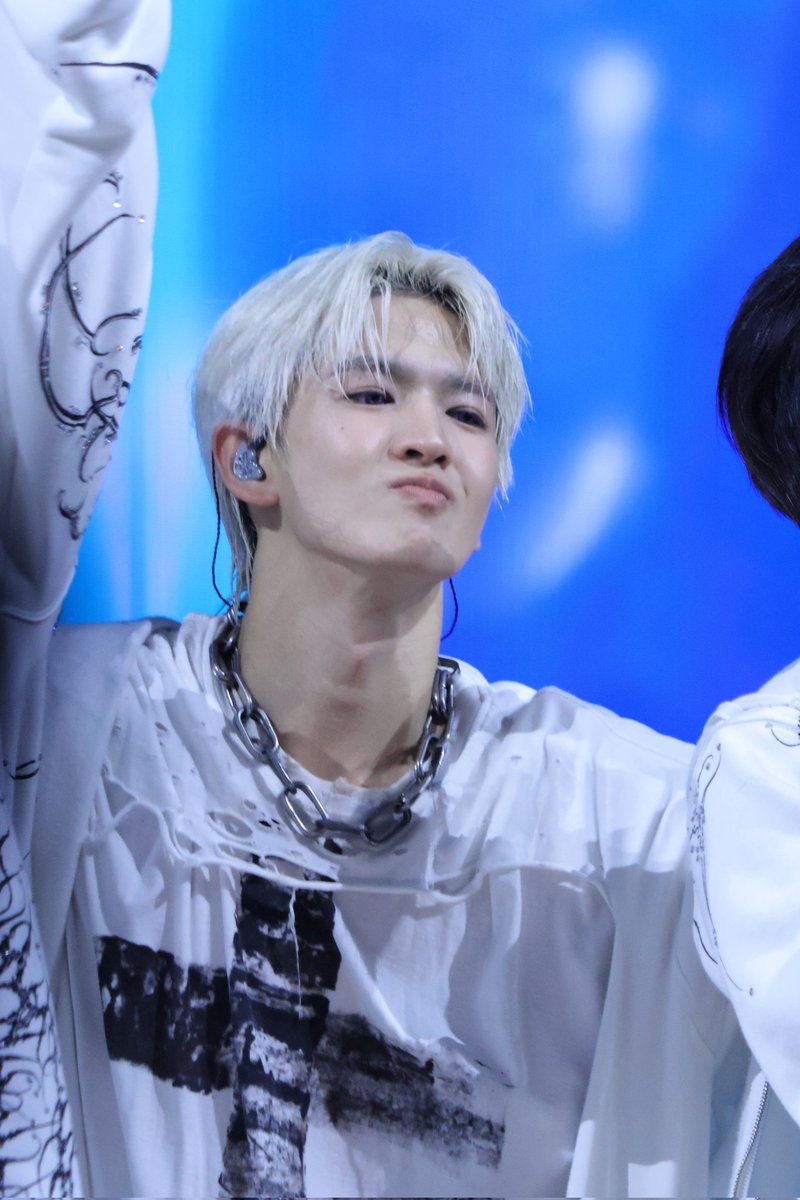꒰১🩷  05/07/25 🩷໒꒱ 

꒰ #JINWOOKkim <a href="/Jinwookkimjin/">Jinwook</a> ꒱

 =͟͟͞͞♡ ทำหน้าแบบนี้จะเอาอารายยย

#MIXEDPOPBANGKOK2025xBUS 
#BUSbecauseofyouishine