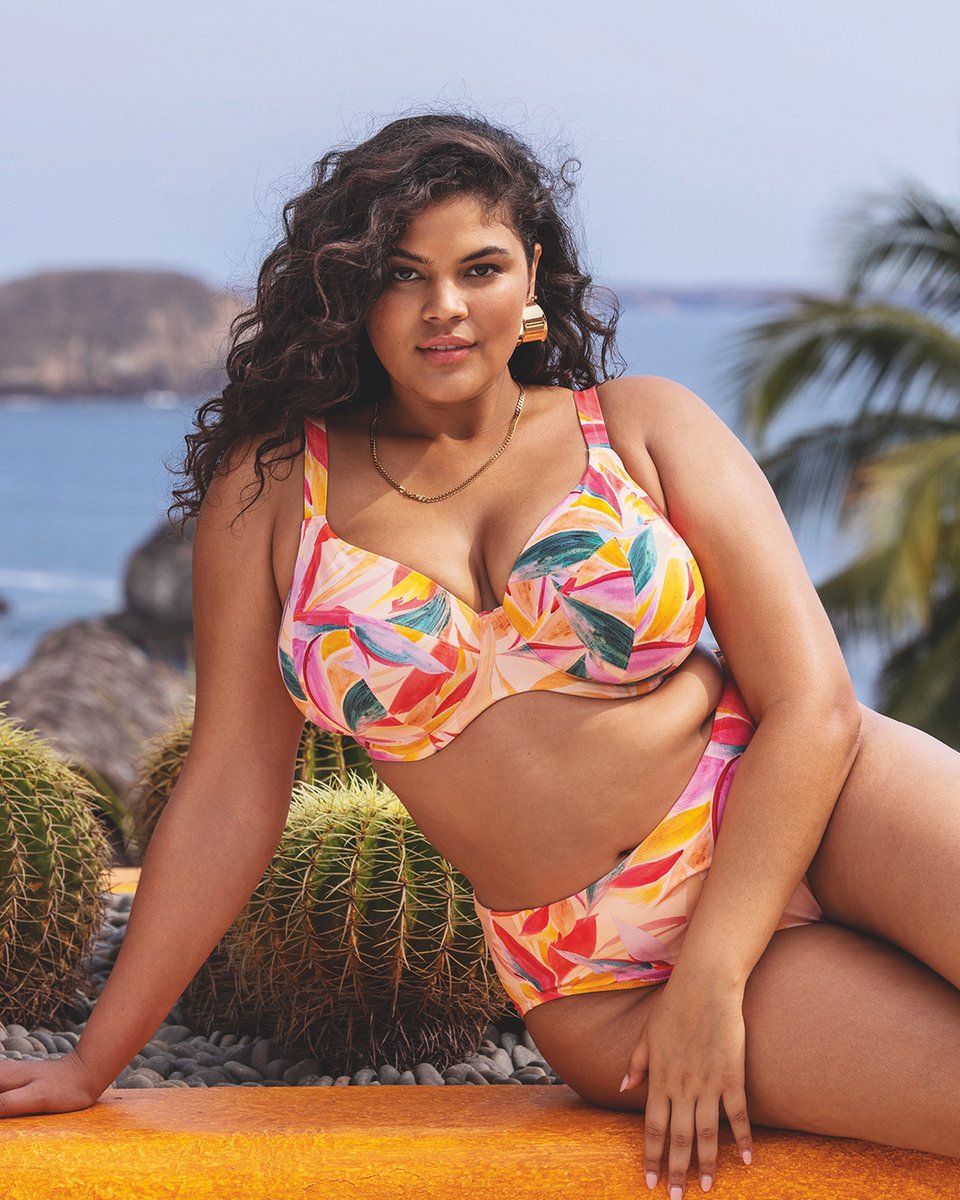 Elomi_lingerie's tweet photo. National Bikini Day was made for us! ☀️🌊👙 The ultimate excuse to celebrate our bodies, flaunt those curves and rock your favourite two-piece like the queens you are! 

What is your favourite bikini collection? 

#fullerfigure #nationalbikiniday #plussizeswim https://t.co/1bI4xdazX0