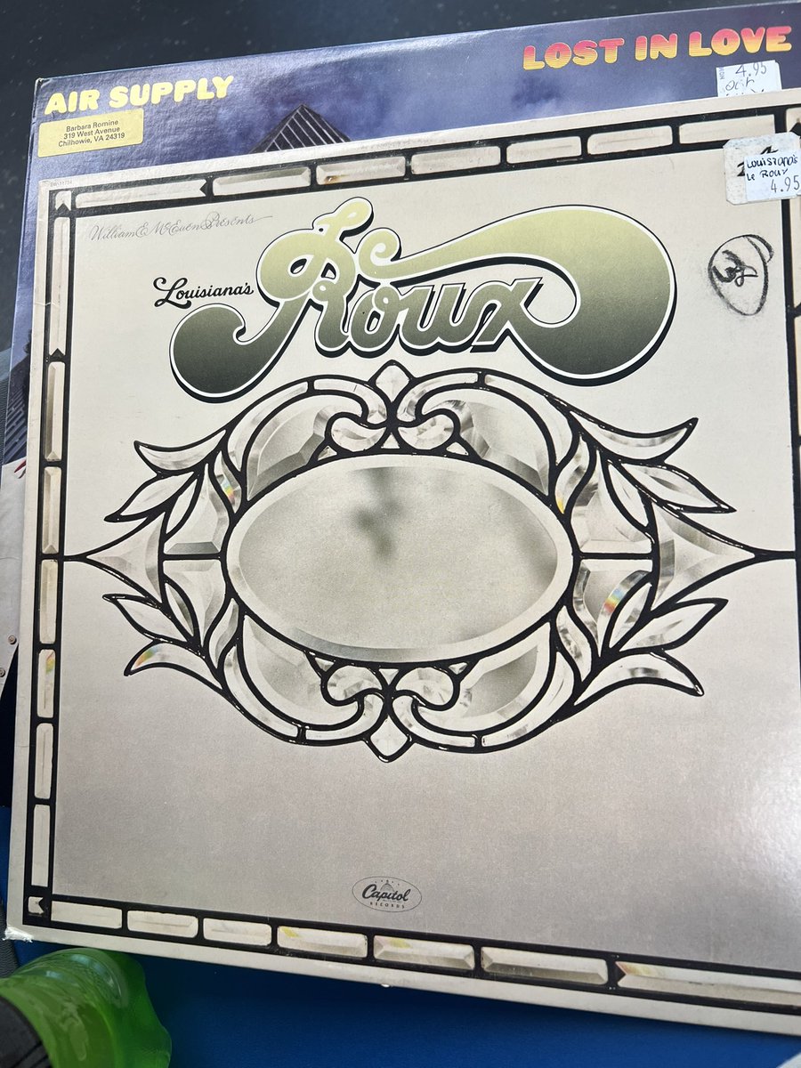 fat_while's tweet image. 2 for 1 sale