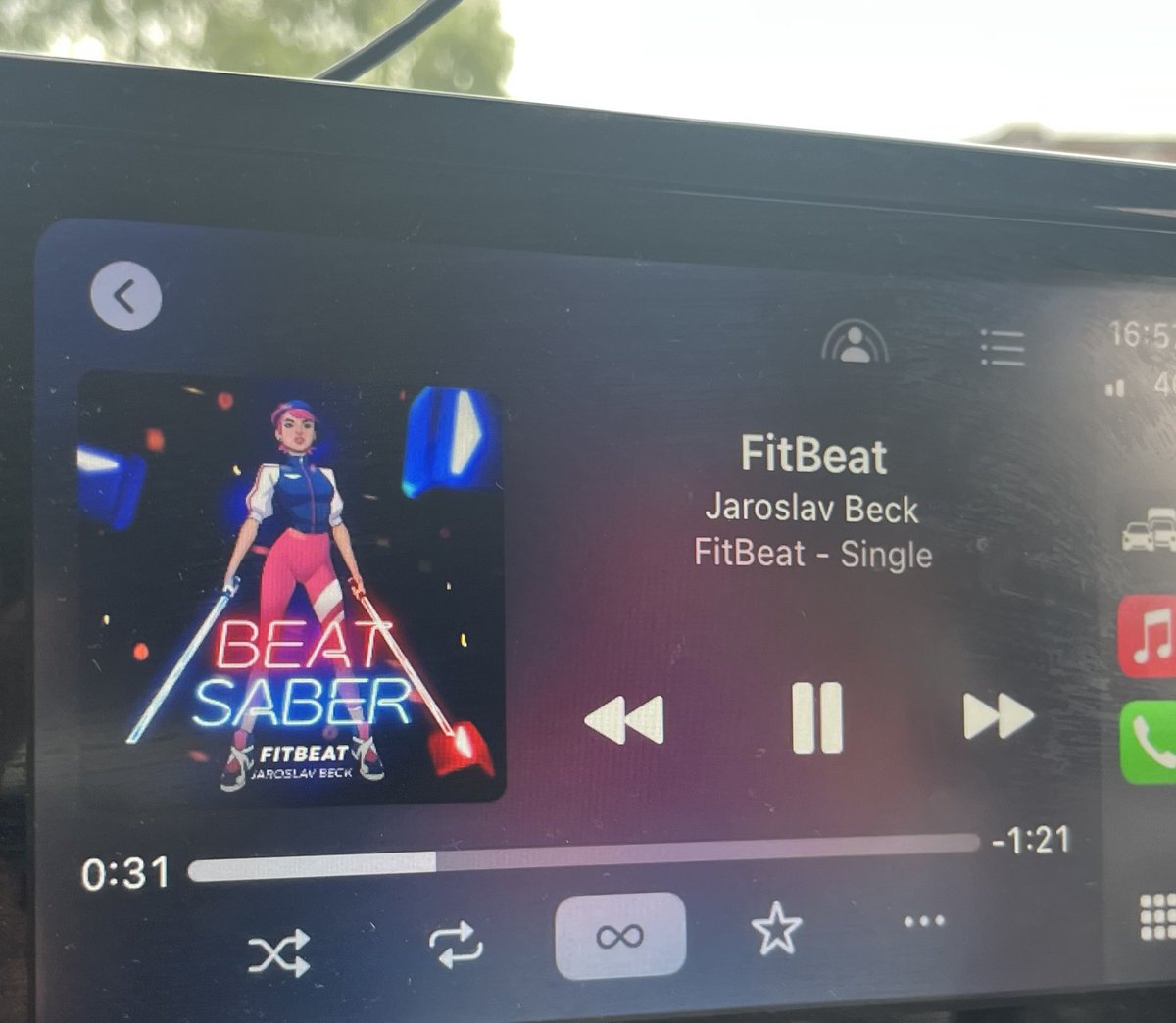 TrickyChelleVR's tweet image. 🎶Absolute bangers @BeatSaber @JaroslavBeck for a Saturday arvo 💃💃💃💃💃💃 Oh the memories playing spooky beat 🦇 during the Halloween season 🎃