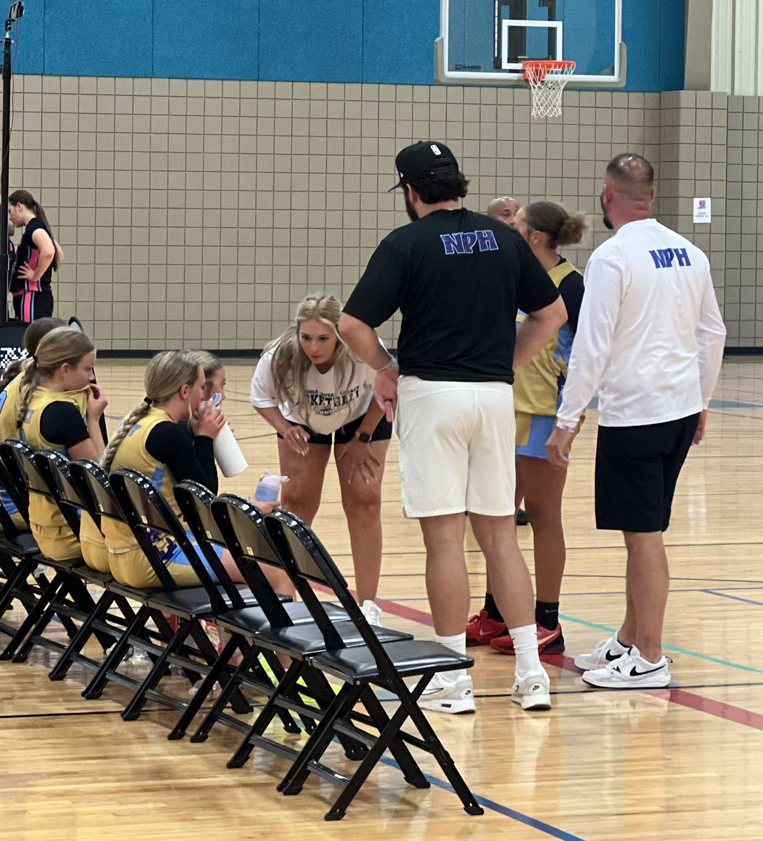 Coachjvick (new) (@coachjvick1) on Twitter photo <a href="/ok_royallegacy/">Oklahoma Royal Legacy Basketball Club</a> in a close game <a href="/enidladyelite/">Enid Lady Elite</a> 14u division #pghbattleintgrsunflower <a href="/PGHCircuit/">Prep Girls Hoops Circuit 🏀</a> <a href="/PGHOklahoma/">Prep Girls Hoops Oklahoma</a> <a href="/PrepGirlsHoops/">Prep Girls Hoops 🏀</a> <a href="/abovelinehoops/">Abovethelinehoops</a> <a href="/Okbetweenlines/">OKHSGBBBetweentheLines</a> <a href="/ok_royallegacy/">Oklahoma Royal Legacy Basketball Club</a> in a close game <a href="/enidladyelite/">Enid Lady Elite</a> 14u division #pghbattleintgrsunflower <a href="/PGHCircuit/">Prep Girls Hoops Circuit 🏀</a> <a href="/PGHOklahoma/">Prep Girls Hoops Oklahoma</a> <a href="/PrepGirlsHoops/">Prep Girls Hoops 🏀</a> <a href="/abovelinehoops/">Abovethelinehoops</a> <a href="/Okbetweenlines/">OKHSGBBBetweentheLines</a>