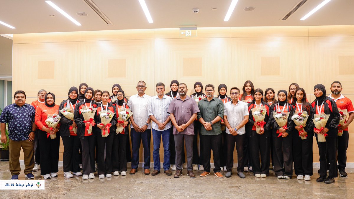 Minister of Sports Abdulla Rafiu, Commissioner of sports Mohamed Tholal, and senior officials welcomed back the National U21 Netball Team after their impressive performance at the Asian Youth Championship 2025 in Jeonju, Korea — proudly securing 2nd place in Plate (Group B)