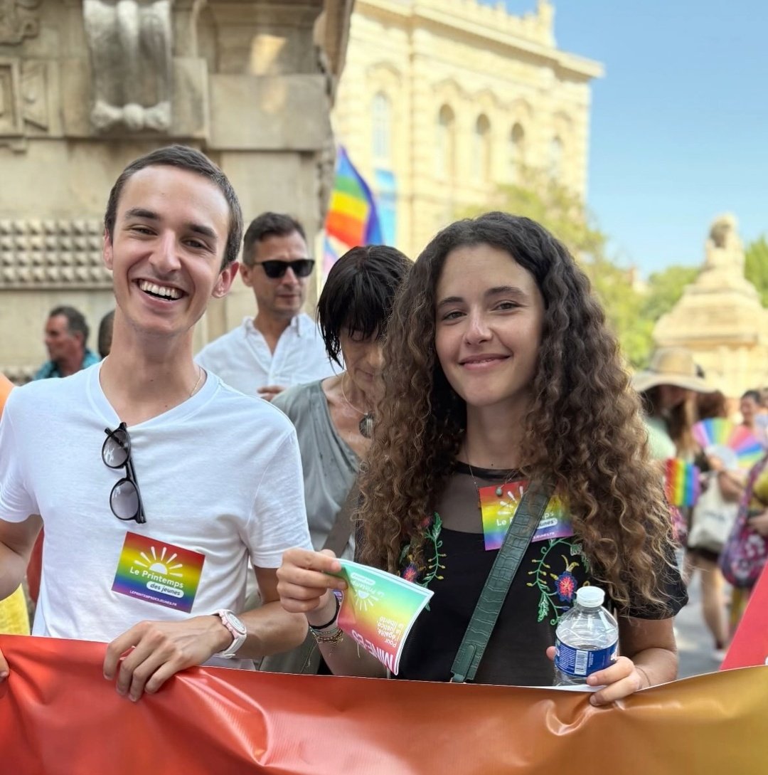 Ézékiel Lucas (@ezekiel_lcs) on Twitter photo Aujourd'hui, avec <a href="/HES_France/">HES LGBTI+ ❤️🏳️🌈 🏳️⚧️🤝</a>, les <a href="/JeunesSoc13/">Jeunes Socialistes des Bouches-du-Rhône - JS13</a> et les <a href="/Socialistes_13/">PS — Bouches-du-Rhône 🌹</a>, nous étions à la Marche des Fiertés de Marseille !
Face à la vague réactionnaire, il nous faut rappeler que ce moment est politique et résulte de grands combats.
Pour l'égalité des droits, on continue ! Aujourd'hui, avec <a href="/HES_France/">HES LGBTI+ ❤️🏳️🌈 🏳️⚧️🤝</a>, les <a href="/JeunesSoc13/">Jeunes Socialistes des Bouches-du-Rhône - JS13</a> et les <a href="/Socialistes_13/">PS — Bouches-du-Rhône 🌹</a>, nous étions à la Marche des Fiertés de Marseille !
Face à la vague réactionnaire, il nous faut rappeler que ce moment est politique et résulte de grands combats.
Pour l'égalité des droits, on continue !