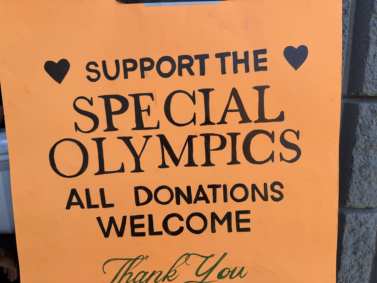 There’s a Community Fun Day in Bowmanville till 10pm located at 165 Baseline Road East!

Spend the day having a blast with the family with a kids fun zone, food trucks, Henna, live music and more!

All in support of the Special Olympics!
