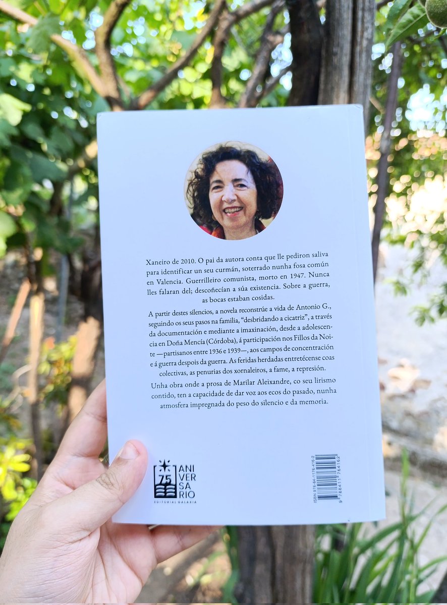 Miguel Gcía-Fdez (@miguel_gciafdez) on Twitter photo Enganchado á nova novela de <a href="/MarilarAleix/">Marilar Aleixandre</a> coa que a autora procura descoser esas costuras coas que algúns pretenden pechar as feridas só con silencios e sen lles limpar a podremia! <a href="/EdGalaxia/">Editorial Galaxia</a> 😍 Enganchado á nova novela de <a href="/MarilarAleix/">Marilar Aleixandre</a> coa que a autora procura descoser esas costuras coas que algúns pretenden pechar as feridas só con silencios e sen lles limpar a podremia! <a href="/EdGalaxia/">Editorial Galaxia</a> 😍