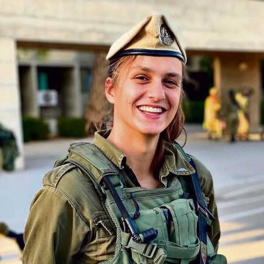 On October 7, Rivka Baruch, a lone soldier from the Netherlands moved to Israel to volunteer for the IDF.

 She sacrificed her life for the nation. Remember her bravery. May her memory be forever blessed🎗️🎗️