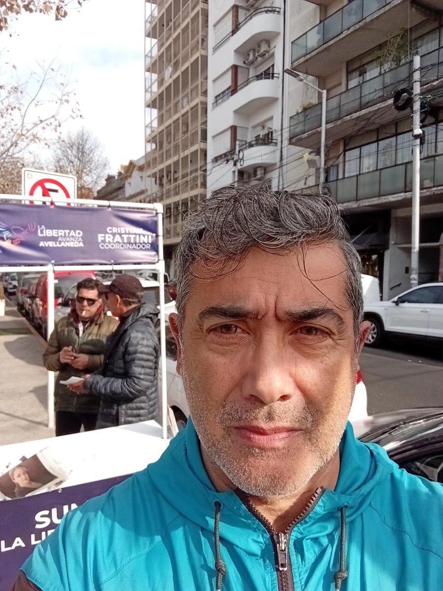 El siempre colaborando, siendo solidario y leal a <a href="/Frattini_Avell/">CristianFrattini</a> .fin
<a href="/3era_seccion/">La Libertad Avanza 3ra sección</a> <a href="/AdrianCapponi/">Adrian Miller</a> <a href="/alecancelare/">Alejandro Cancelare</a> <a href="/SPareja_/">Sebastián Pareja</a> <a href="/LLA_Avellaneda/">La Libertad Avanza Avellaneda</a> <a href="/avellaneda_hoy/">Avellaneda Hoy</a> 
<a href="/Trumperizar/">Mati Smith🇦🇷</a> <a href="/LaVonHayek/">Hayek Milei 🗽 Team Toto</a>