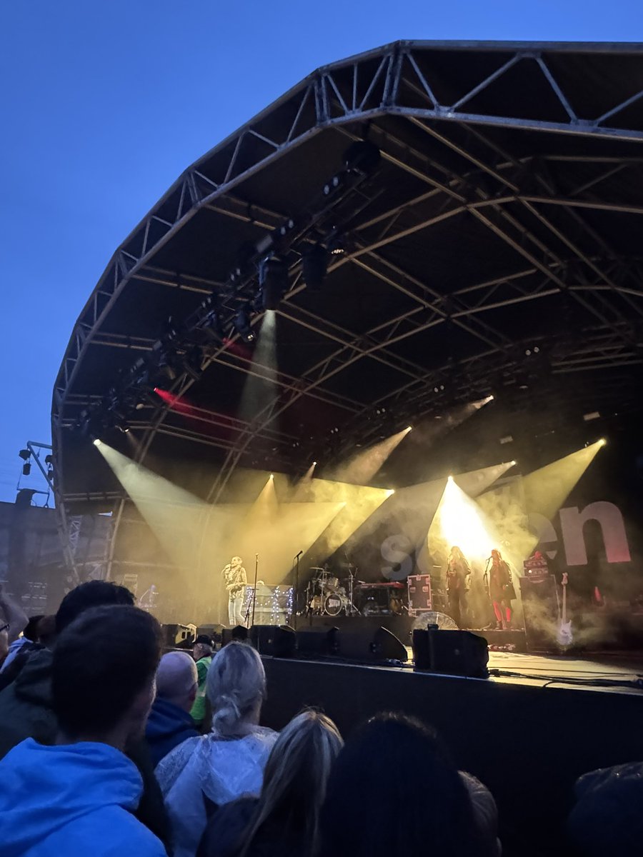 The mighty <a href="/shedseven/">Shed Seven</a> at Castlefield Bowl last night. Superb, as always ❤️‍🔥<a href="/Ricktw1tter/">Rick Witter</a> <a href="/TomGladwin2/">Tom Gladwin</a>