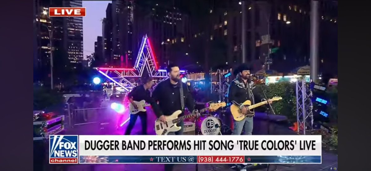 Dugger_Band's tweet image. Thanks to everybody who watched our performance on @FoxNews last night! We were just made aware our song is number 3 on the iTunes Country Downloads Chart surrounded by some legends! Please consider downloading True Colors if you haven’t yet, would be really cool to see it get…