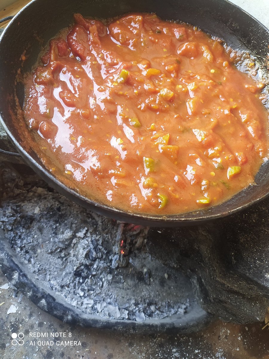 Adelsaeed222's tweet image. This is what we get for food for a whole day. Unfortunately, it is expensive. Are there any hearts? 🙏
chuffed.org/project/109350…