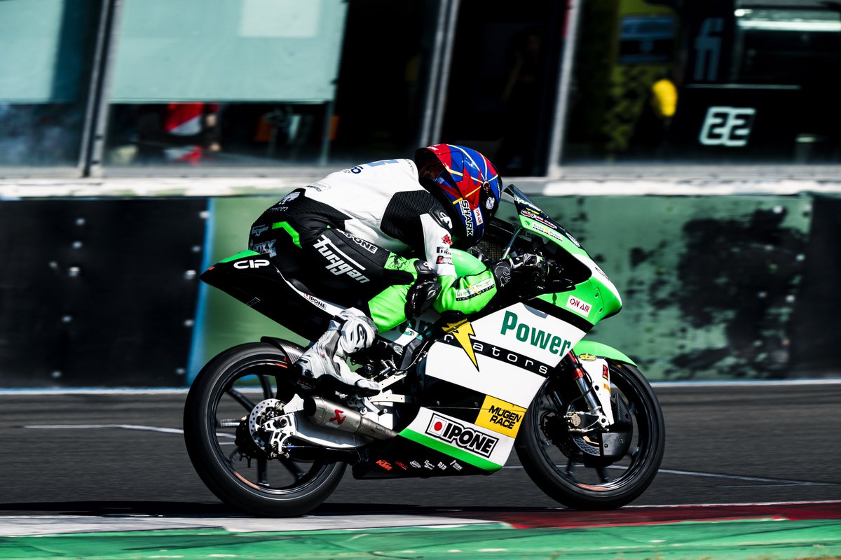CIPMOTO's tweet photo. After 2 months off due to a big crash, Enzo set the 9th fastest time this morning and qualified P16 for tomorrow 🔥
Solid performance for a comeback 👊
Don't miss the race tomorrow at 1pm!

#RoadToMotoGP #Moto3 #Racing #FFM #Onairfitness #EnzoBellon #EB33 #CIPGreenPower https://t.co/yrerjNH57R