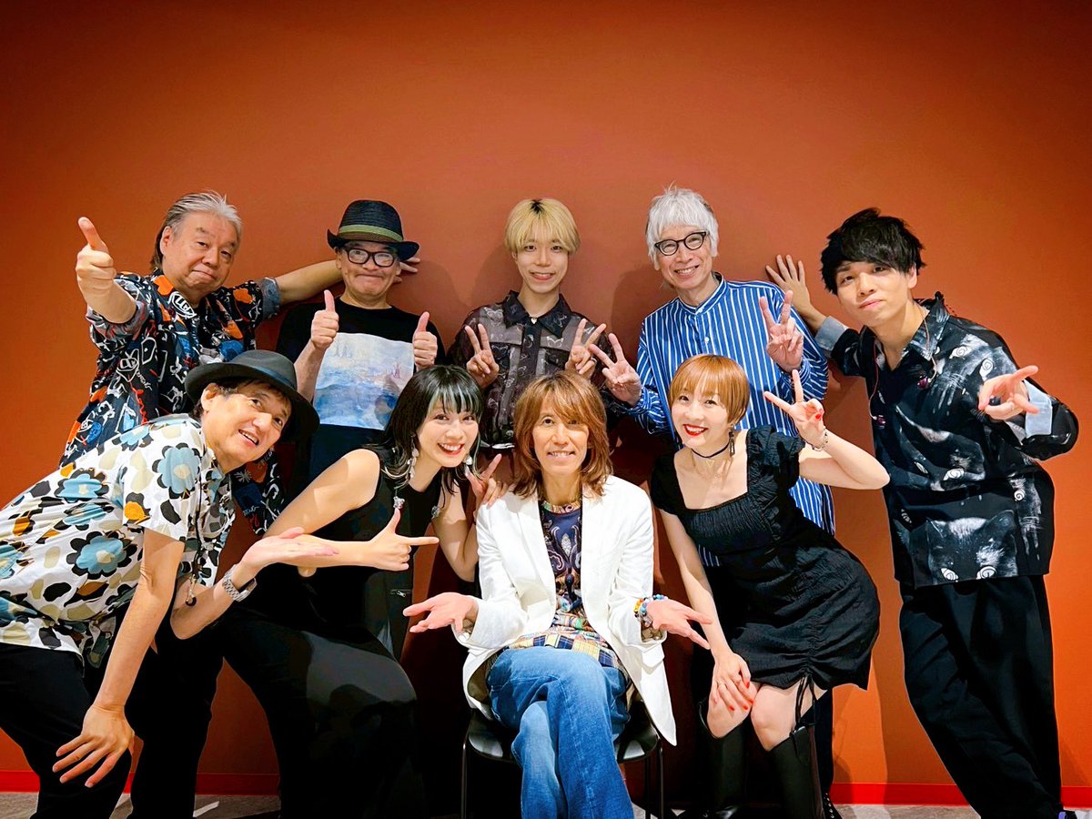 角松敏生さんツアー2025
福岡市民ホール
福岡公演 そしてツアー千穐楽！！
お疲れ様でしたー！！🥁
出来たてホヤホヤの綺麗なホールでした！！

そして今回も楽しいツアーだった！
団結力半端ない😆
最高のメンバーです☺️
お越しくださった各地の皆様ありがとうございました！！
