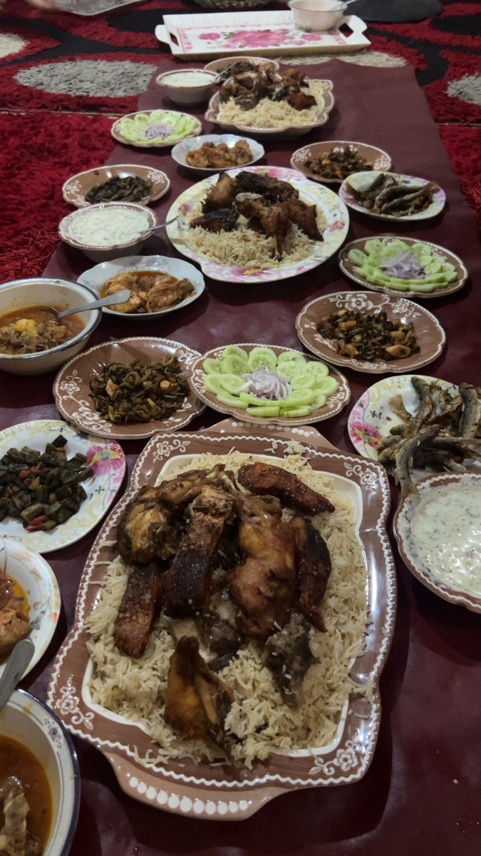 AmirReflects's tweet image. زما د غرونو خلک خوښ دي!
نه کبرجن دي نه لوظونه ماته وینه

#ټپه
#UpperDir