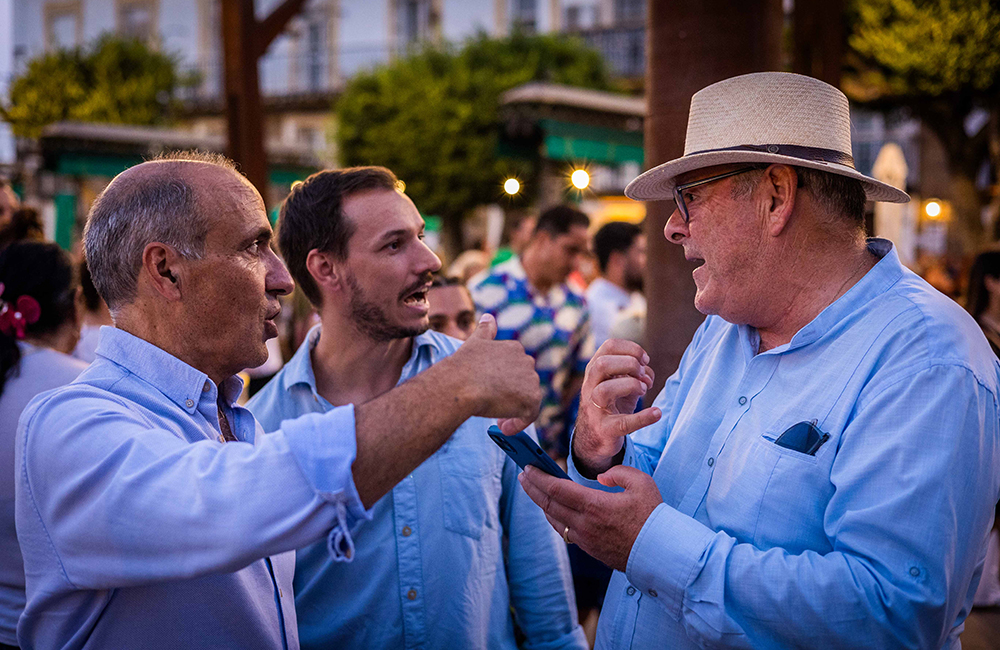 Rafa Flores, promotor del Torneo 'Futsal Cup', afirma que "San Fernando es la base principal del torneo por su hospitalidad, instalaciones y alojamiento. Volveremos en el 2025 porque, con el tiempo, el torneo será una referencia a nivel internacional"
deportedelaisla.com/2025-07-05/fut…
