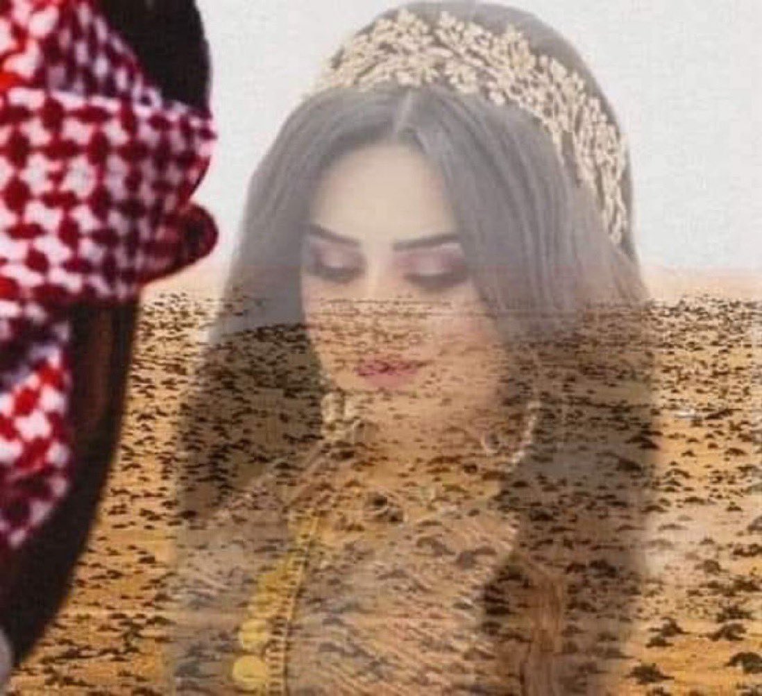 على غروب الشمس قلبي يمسيك
يسعد مسـا من ساكن الروح طيفه
يسعد مسـاااك ويسعد الله لياليك
يالي سكنت القلب وصبحت ظيفه