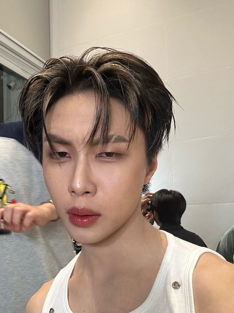 Jungyippy's tweet image. ขอบคุณ MIXEDPOP วันนี้มากนะคับ ชอบกันไหมวันนี้สนุกมากจิ้งจกตุ๊กแกจั๊กกิ้มเต็มไปหมด กลับบ้านปลอดภัยนอนหลับฝันดีคับบ

#MIXEDPOP2025_D1