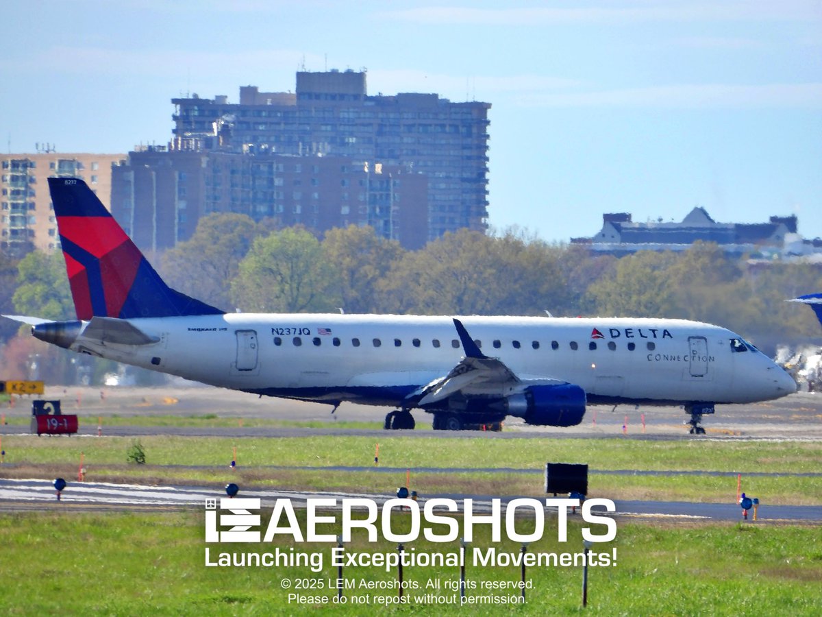 LEMAeroshots's tweet image. Why hello, little plane! -LEM 😃😁😊

✈️ @Delta @Embraer #ERJ175 🤝 @RepublicAirways 🌐 @SkyTeam 🎨 Onward and Upward Livery 🔢 #N237JQ 📍 DCA (@Reagan_Airport) 🛬 Runway 1 🗓️ April 4, 2024 📸 @Kodak @KodakPIXPRO AZ528

#LEMAeroshots #FlyReagan #Landing #Delta #Republic #TeamMWAA