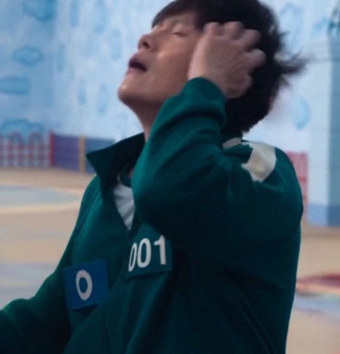 saymanon_'s tweet image. #001x456 #หนึ่งท้าย #inhun
Dalgona game according to ao3 writers.