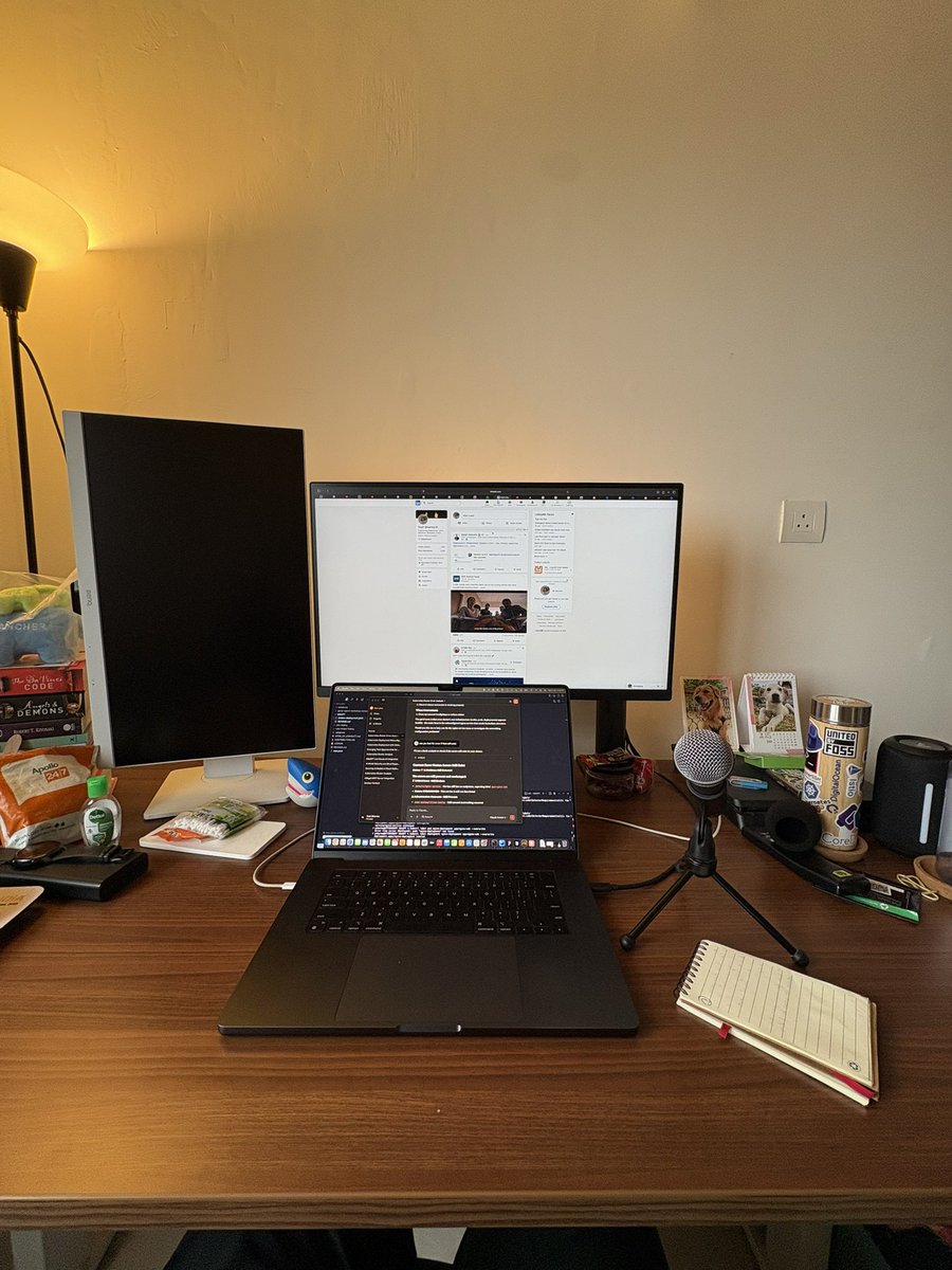 yashsharma_f's tweet image. Life Update
I’ve moved to Hyderabad.
And now all I’m doing is eating Biryani.
If you are coming in KubeCon India
Ping me, I’ve got some underrated awesome Briyani places in my list…
They are so so good lol
