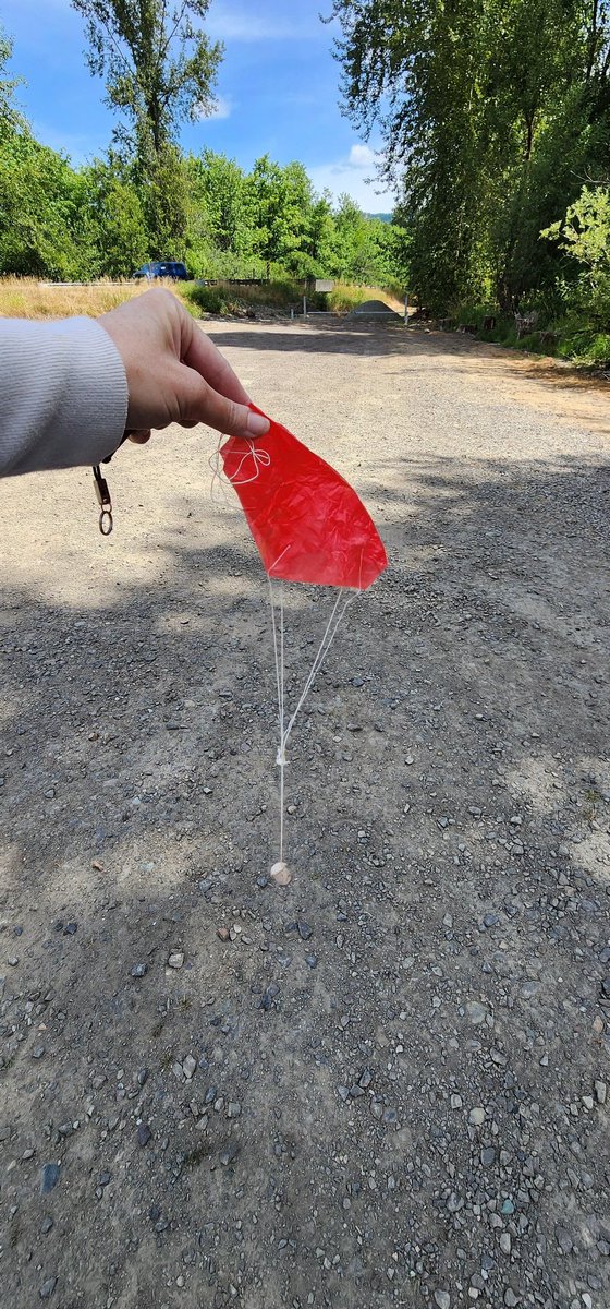 CrazyMistyCat's tweet image. I just earned 0.16 #B3TR, picking up a trash bag of someone's fireworks &amp;amp; oyster 🐚 

🌍 Just took action with @cleanify_vet! Picked up litter and submitted my impact to help keep our planet clean! ♻️💚 📸 

#CleanUpChallenge #EarthCleanup #Sustainability #VeBetterDAO #Vechain