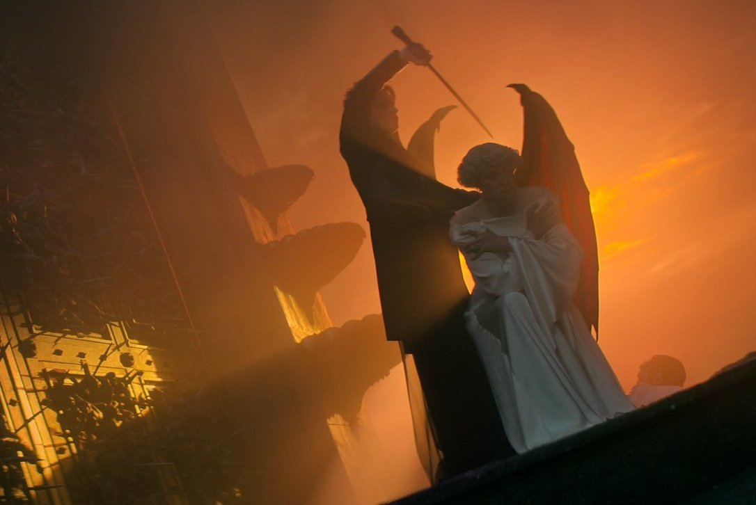 this scene is so beautiful i wanna cry #thesandman