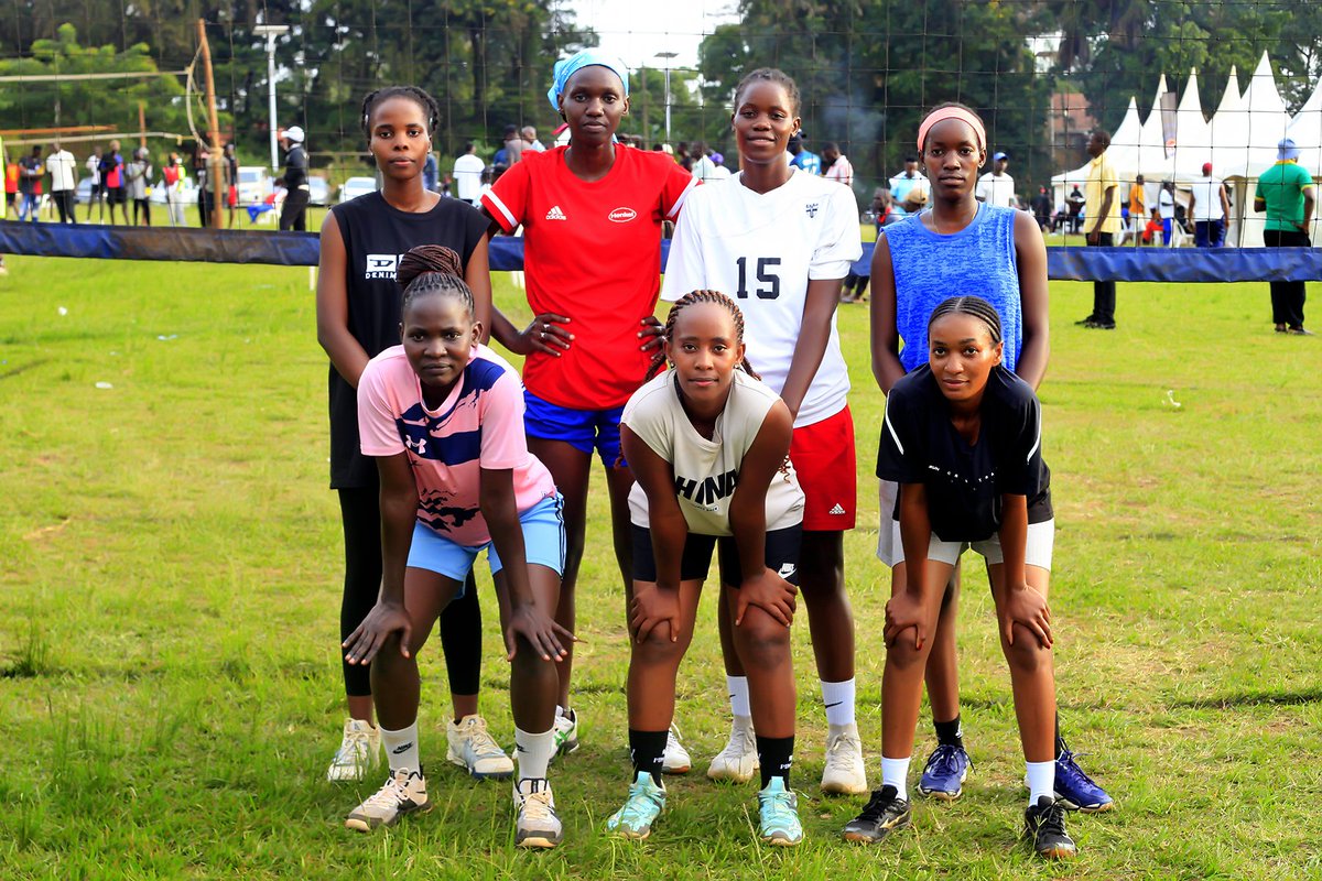If you are in Jinja this weekend then where are you. 

The ladies' teams that graced the 11 edition of the Jinja open volleyball tournament. Volleyball on the Nile edition