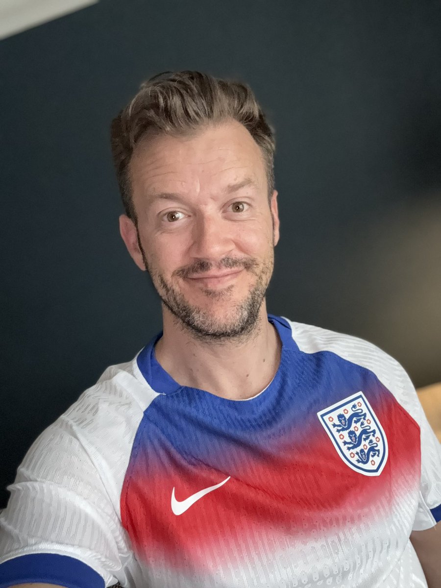 SPBeale's tweet image. Very excited for @Lionesses defence of their Euro crown! A more experienced team than when we won it 2022 with lots of talent throughout. Come on England!