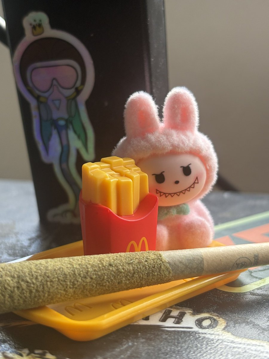 Happy Smoke a Dubie Saturday