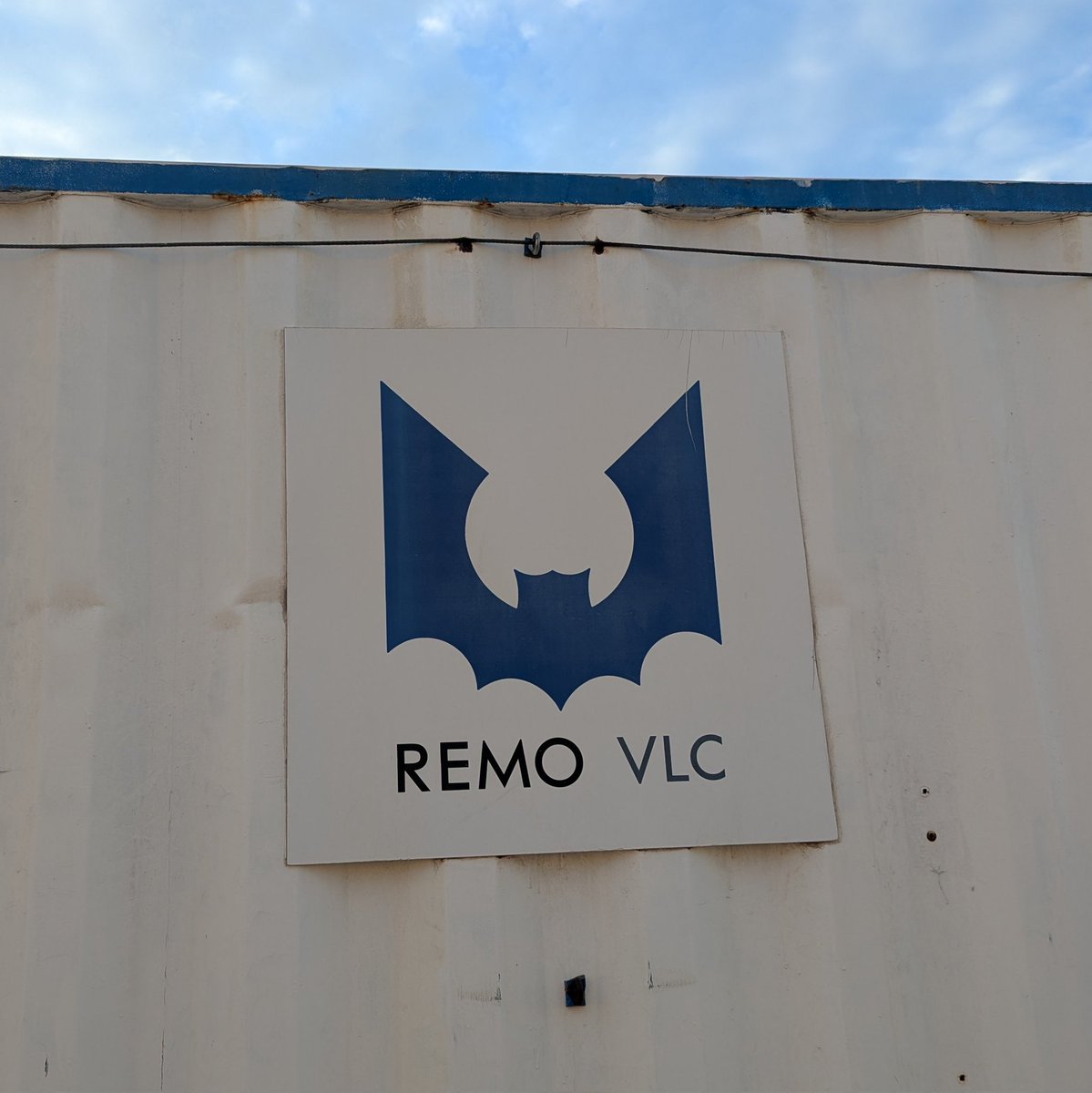 maschilo's tweet image. harbor logos go hard