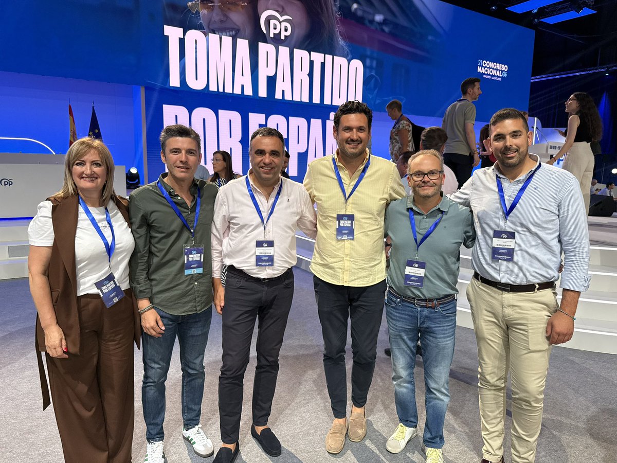 Mariano García (@marianogcpuebla) on Twitter photo En el #21CongresoNacionalPP para elegir al próximo Presidente del Gobierno <a href="/NunezFeijoo/">Alberto Núñez Feijóo</a>. La mejor opción para el mejor país.🇪🇸🇪🇸🇪🇸
Enhorabuena a mi amigo <a href="/1JorgeSaavedra/">Jorge Saavedra</a> por su incorporación a la Junta Directiva Nacional.
#TomaPartidoPorEspaña🅿️🅿️ En el #21CongresoNacionalPP para elegir al próximo Presidente del Gobierno <a href="/NunezFeijoo/">Alberto Núñez Feijóo</a>. La mejor opción para el mejor país.🇪🇸🇪🇸🇪🇸
Enhorabuena a mi amigo <a href="/1JorgeSaavedra/">Jorge Saavedra</a> por su incorporación a la Junta Directiva Nacional.
#TomaPartidoPorEspaña🅿️🅿️