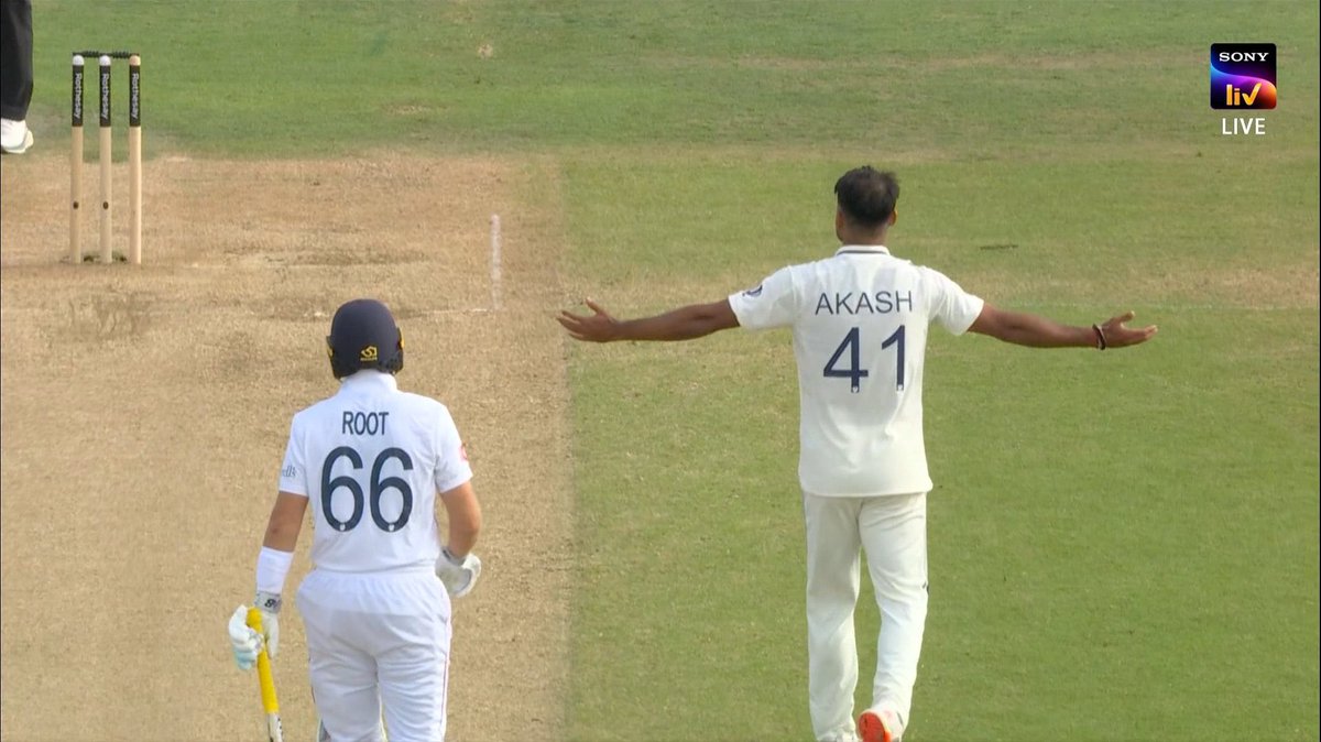 raju_marathe22's tweet image. जमीन आसमान का फरक है 🏏

#INDvsENGTest