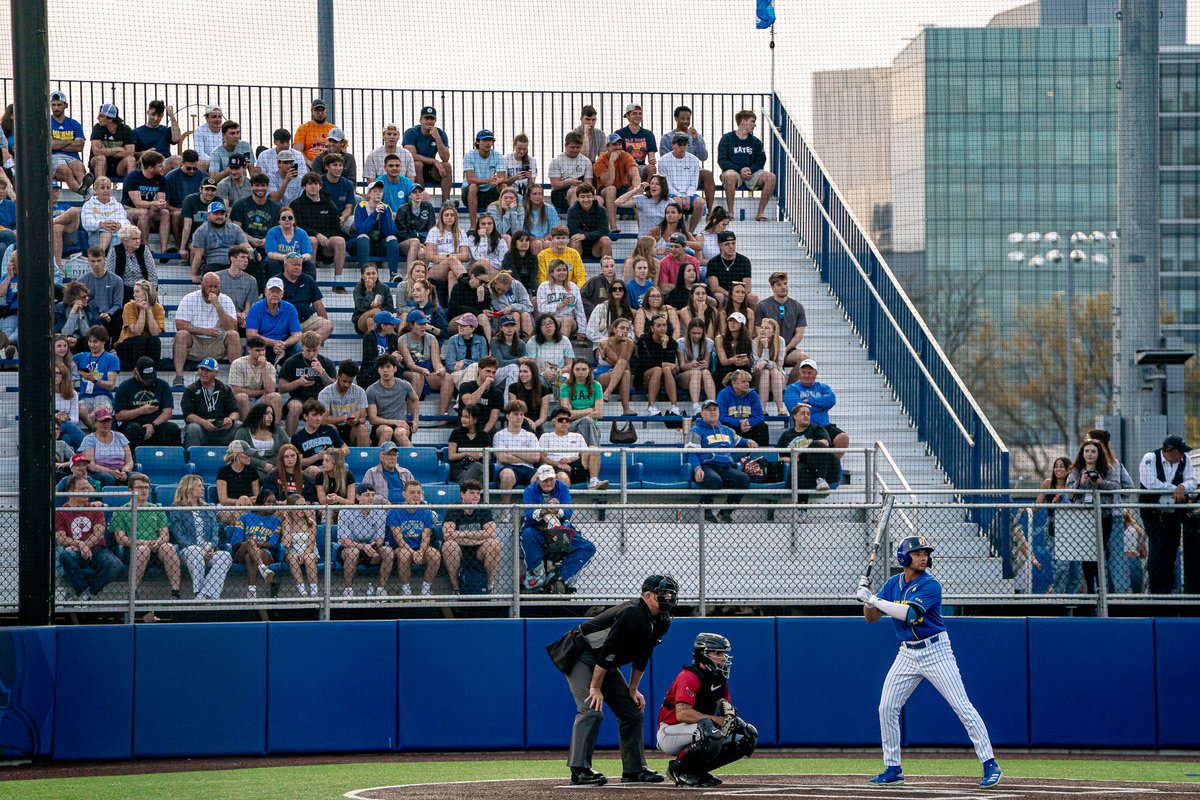 Missing nights like this 🔵 🐓 ⚾️