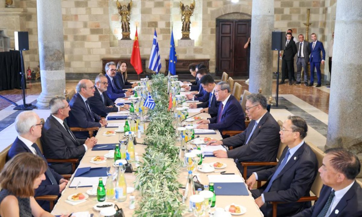 During his meeting here with Greek Deputy PM Kostis Hatzidakis, Premier Li Qiang said ＃China is willing to work with #Greece to continue firmly supporting each other's core interests and major concerns, expand practical cooperation in various fields and achieve more concrete