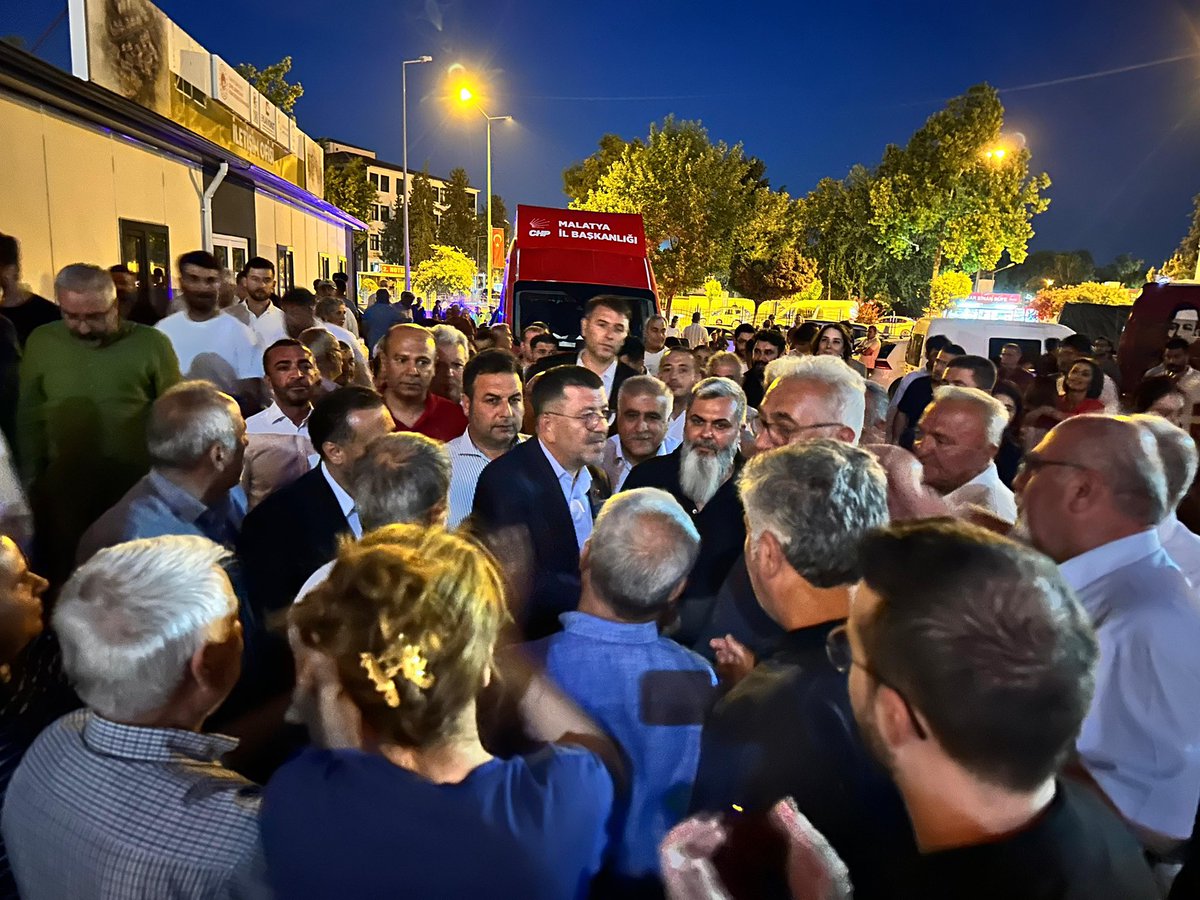 Adıyaman halkı iradesine sahip çıkıyor! 

#adıyaman