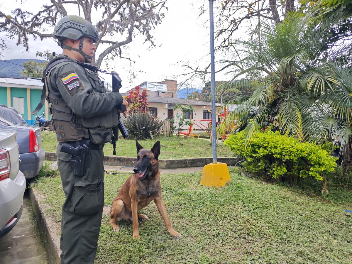 Este domingo 6 de julio en los municipios de Inzá (Cauca) y Chitaraque (Boyacá), se realizarán elecciones atípicas para elegir alcalde y para ello, desplegamos un operativo especial de seguridad como apoyo a la logística electoral y acompañamiento a la ciudadanía. #DiosYPatria
