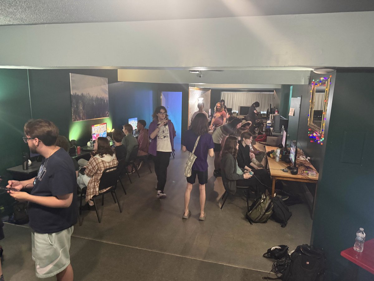 2-2er Summit tweet media