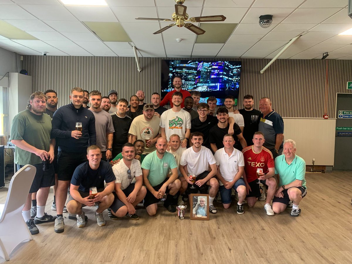A massive thankyou from the club to everyone who played/attended today.
Everyone who donated or contributed to fundraising put on today.
Captain Birks we hope we did your grandads memory and your family proud mate ❤️