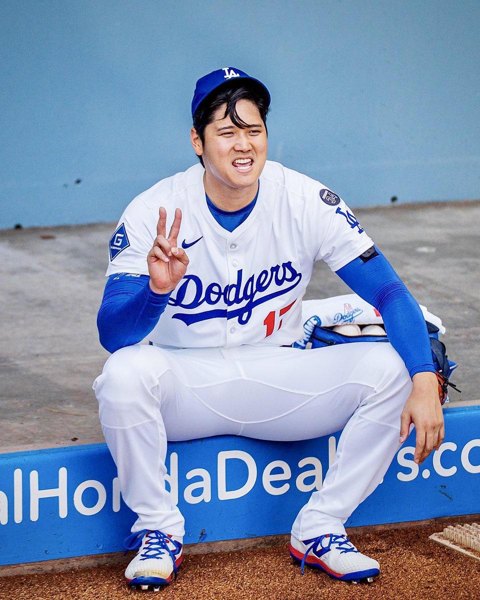 🎂 Happy Birthday, Shohei Ohtani 🎂
Thankful we get to watch greatness every day in Dodger blue. 🐐💙