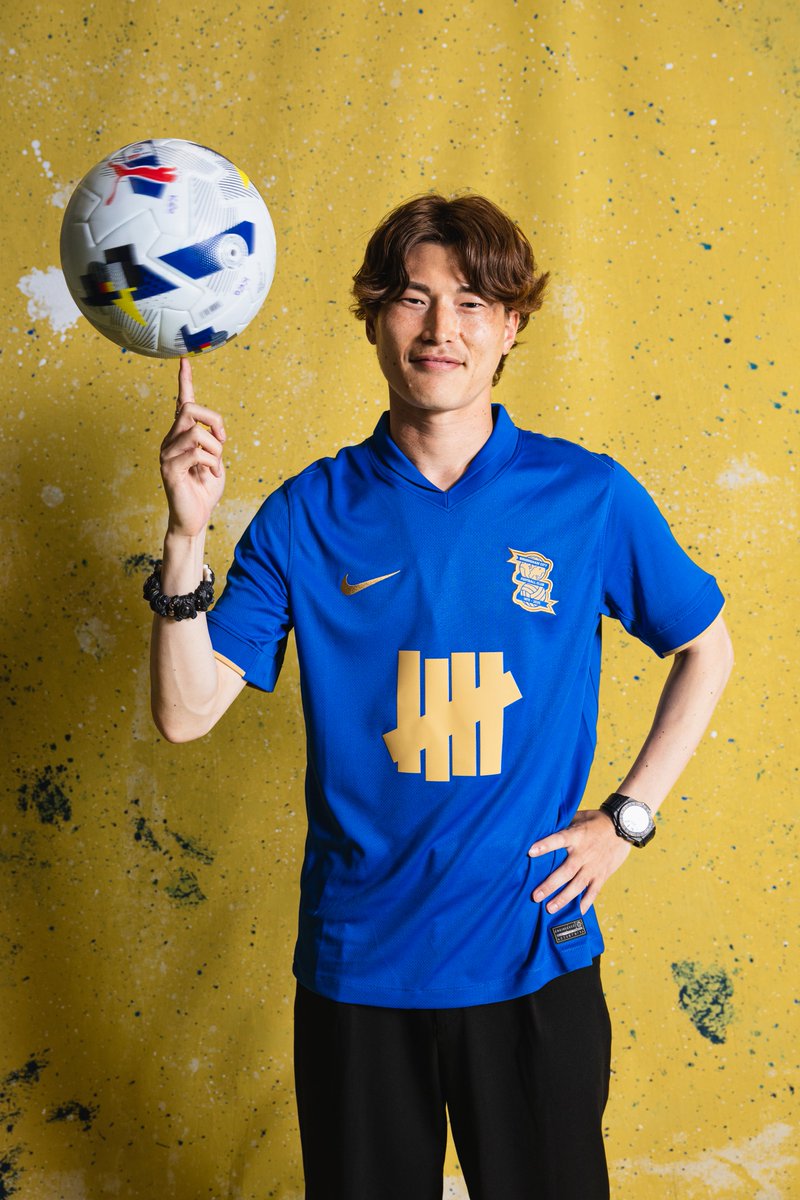 Adding 𝘼𝙉𝙊𝙏𝙃𝙀𝙍 Japanese baller to the mix. 🇯🇵🪄

Welcome, <a href="/Kyogo_Furuhashi/">Kyogo Furuhashi 古橋 亨梧</a>.