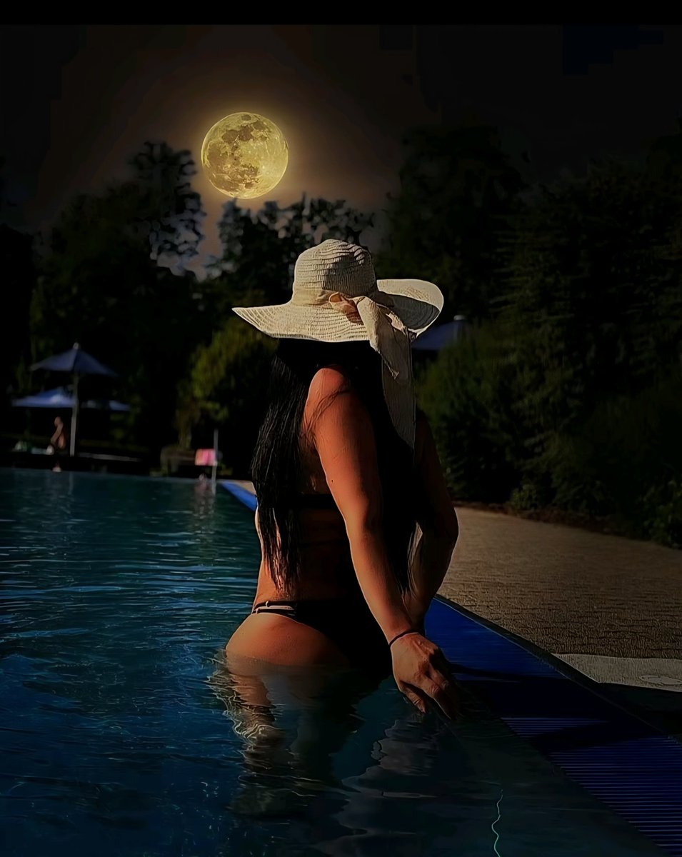 مسا الخير لكل الاصدقاء اعمل اعادة تغريدة

Bremen Hafen yakınlarında yaşayan 28-32 yaş aralığında, eğlenceyi seven çiftlerle tanışmak isteyen bir çiftiz