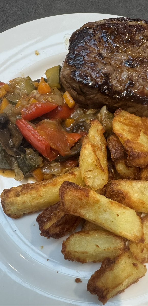 Paul Williams tweet media