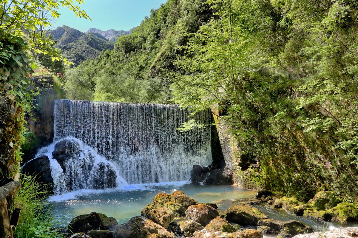 simonemodica_'s tweet photo. Scorci di Equi Terme, angoli di #Lunigiana nascosti ai piedi delle Alpi #Apuane https://t.co/HkIO9RNIyE