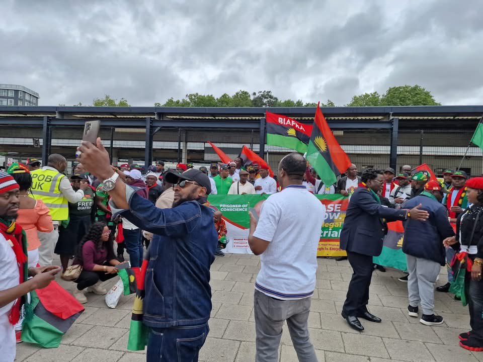 Mazi Chika Edoziem, the Head of the IPOB directorates of state, and Lolo Uchechi Okwu Kanu, the wife of Mazi Nnamdi Kanu, were present at the IPOB town hall meeting held today in Luton, United Kingdom.