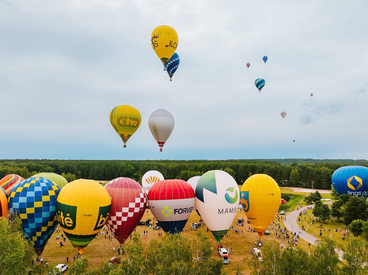 NejauNet's tweet image. #Birstonas #Lithuania #Lietuva #dronas #Mavic3 #mavic3pro #drone #vasara2025 #djimavic3pro #summer2025 #hasselblad #hasselbladdrone #mavic3pro7x #birštonas #hotairballoons #orobalionai